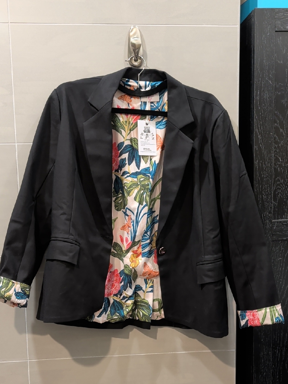 Black Women's Blazer with Floral-Print Lining